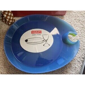 NEW Bodum party plates